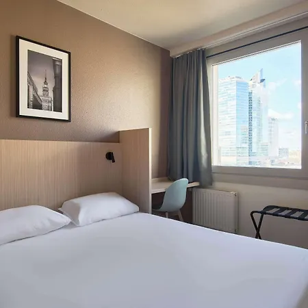 Premiere Classe Centrum فندق وارسو